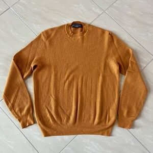 #2332 Brett Johnson Cashmere Round Neck Sweater size Medium